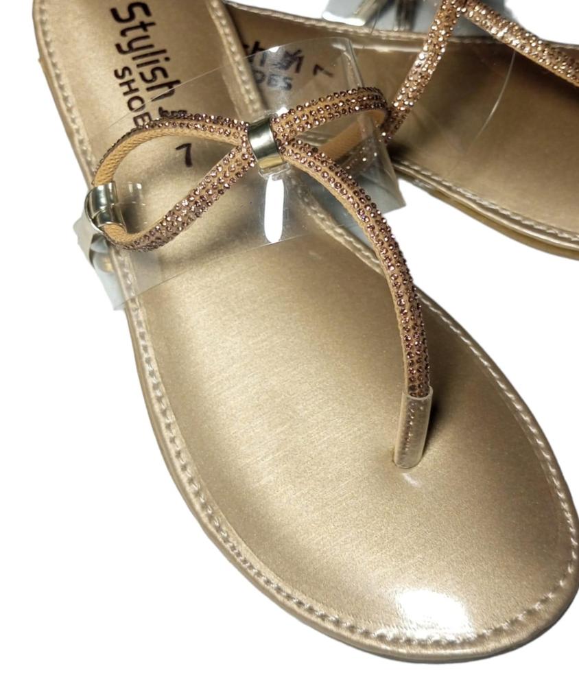 Women's flat chappal
