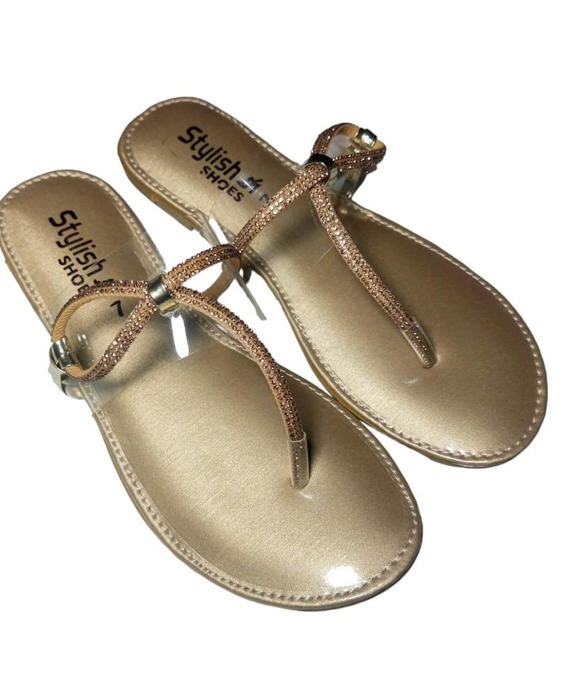 Women's flat chappal
