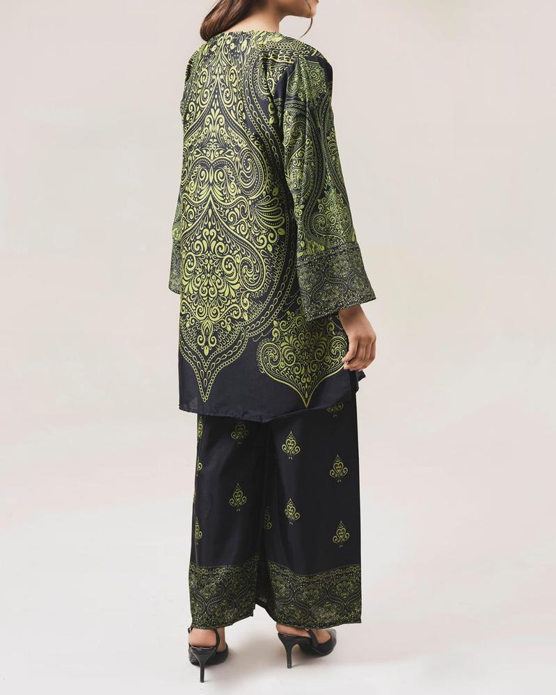 2 pc women stitched Grip printed shirt and trousers/plazo