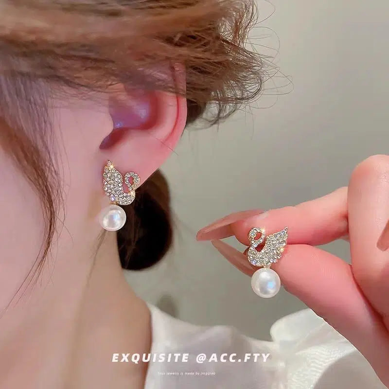 New trendy Jewelry